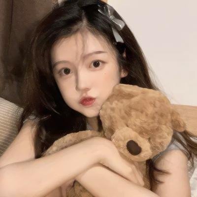 悲伤的孩子