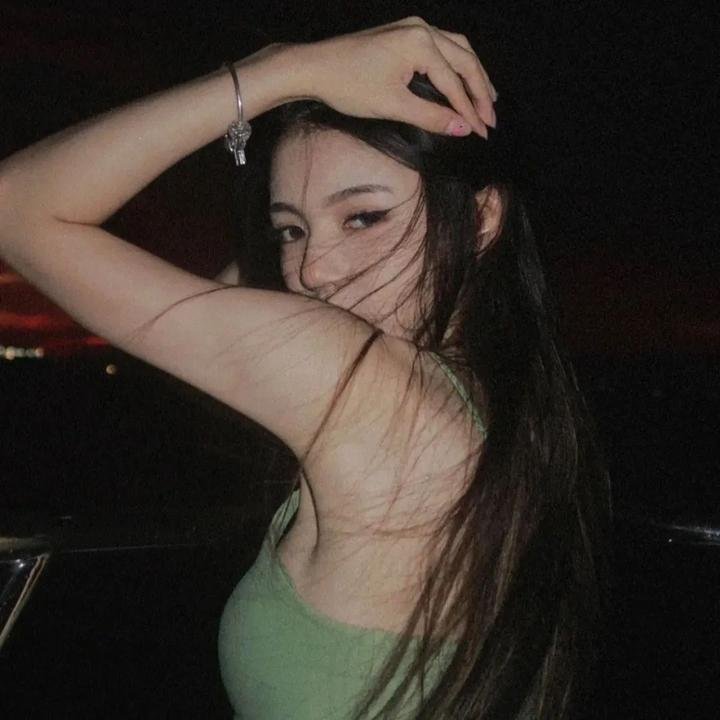 花吃了那女孩
